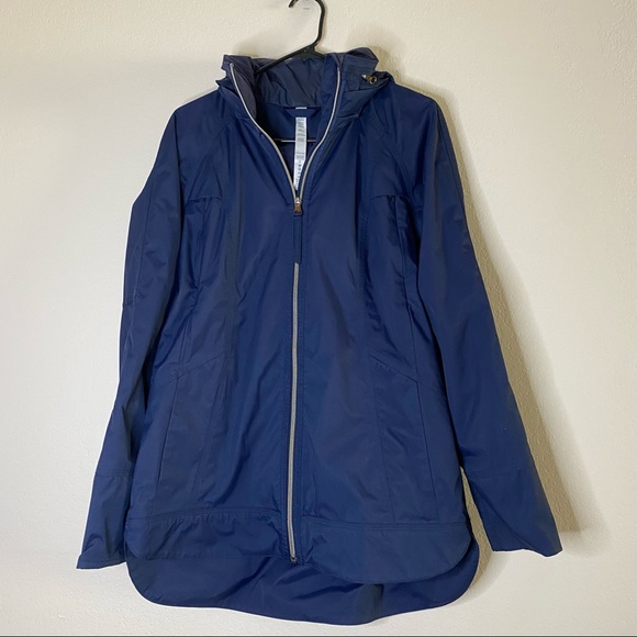 LULULEMON deep navy Fo Drizzle rain jacket 6 RARE - Picture 2 of 14